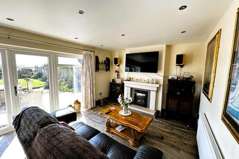 4 bedroom detached house for sale, Calver Crescent, Sapcote LE9
