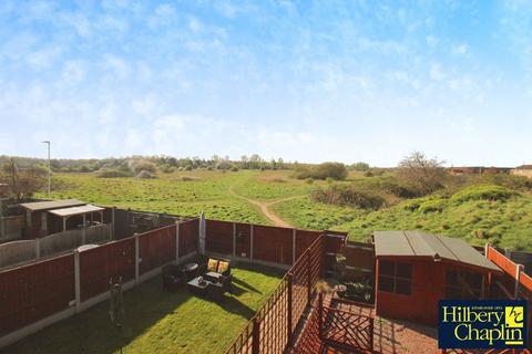 9 Dewey Path, Hornchurch, RM12 6TX