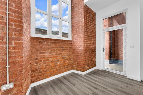 1 bedroom flat to rent, Cotton Gardens,, Bolton, BL1