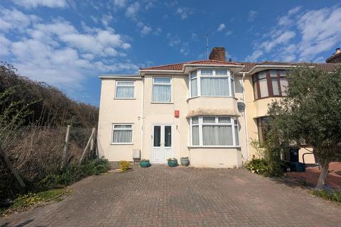 4 bedroom end of terrace house for sale