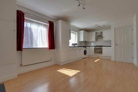 1 bedroom flat for sale, Market Parade, Havant