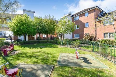 2 bedroom apartment for sale, Parsons Close, Hampshire GU11