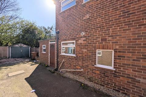 2 bedroom semi-detached house for sale, Latham Road, Sandbach