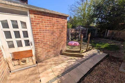 2 bedroom semi-detached house for sale, Latham Road, Sandbach