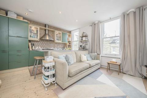 3 bedroom flat for sale, Oxford Road, London W5
