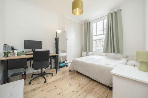 3 bedroom flat for sale, Oxford Road, London W5