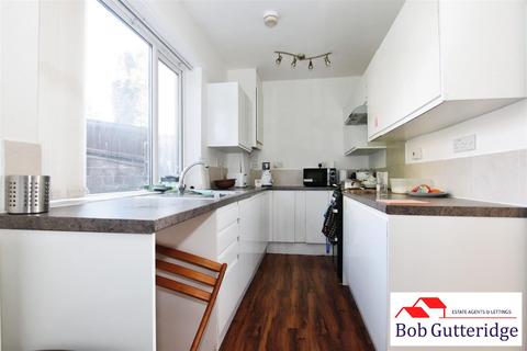 3 bedroom townhouse for sale, Shelton New Road, Hartshill, Stoke-On-Trent