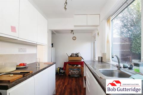 3 bedroom townhouse for sale, Shelton New Road, Hartshill, Stoke-On-Trent