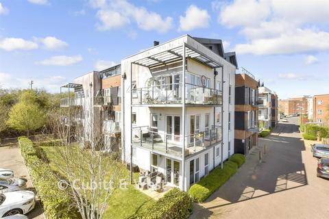 2 bedroom flat for sale, The Kilns, Redhill, Surrey