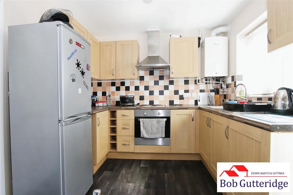 Fitted kitchen/dining room