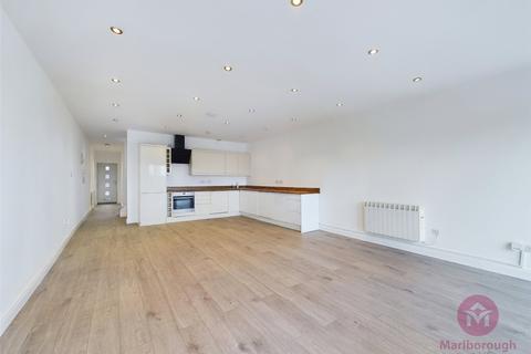 3 bedroom terraced house to rent, Cottage Walk, 175 Roding Lane North, Woodford, Essex, IG8