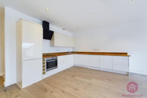 3 bedroom terraced house to rent, Cottage Walk, 175 Roding Lane North, Woodford, Essex, IG8