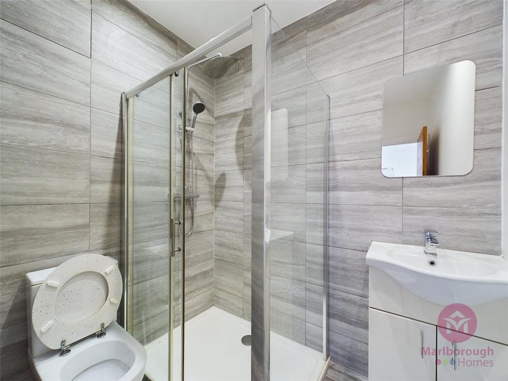 D/S Shower Room