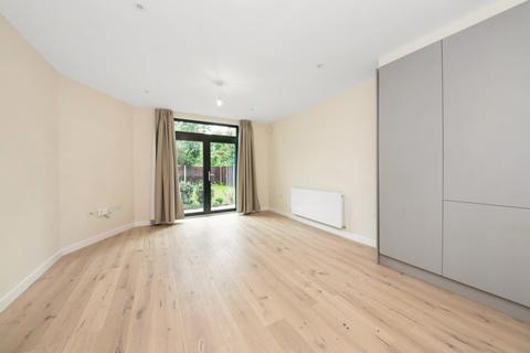 1 bedroom apartment to rent, Alleyn Park, Dulwich, London, SE21