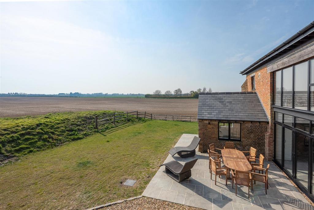 Frognal Farm Barns, Teynham