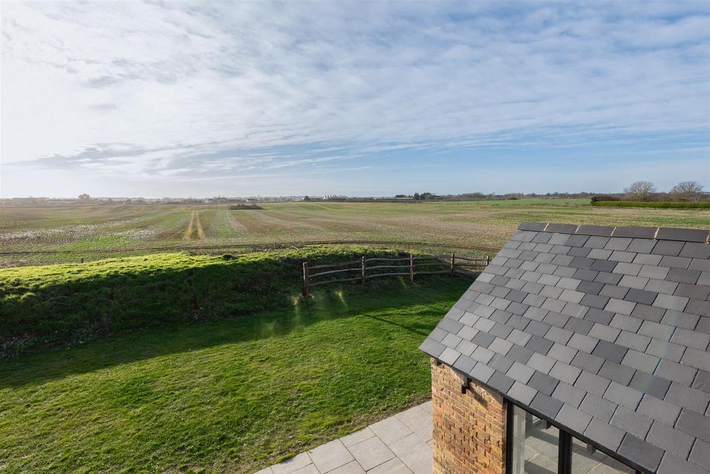 Frognal Farm Barns, Teynham