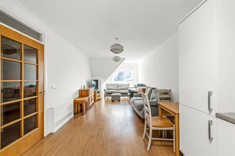 2 bedroom retirement property for sale, Pond Hill Gardens, Cheam Village