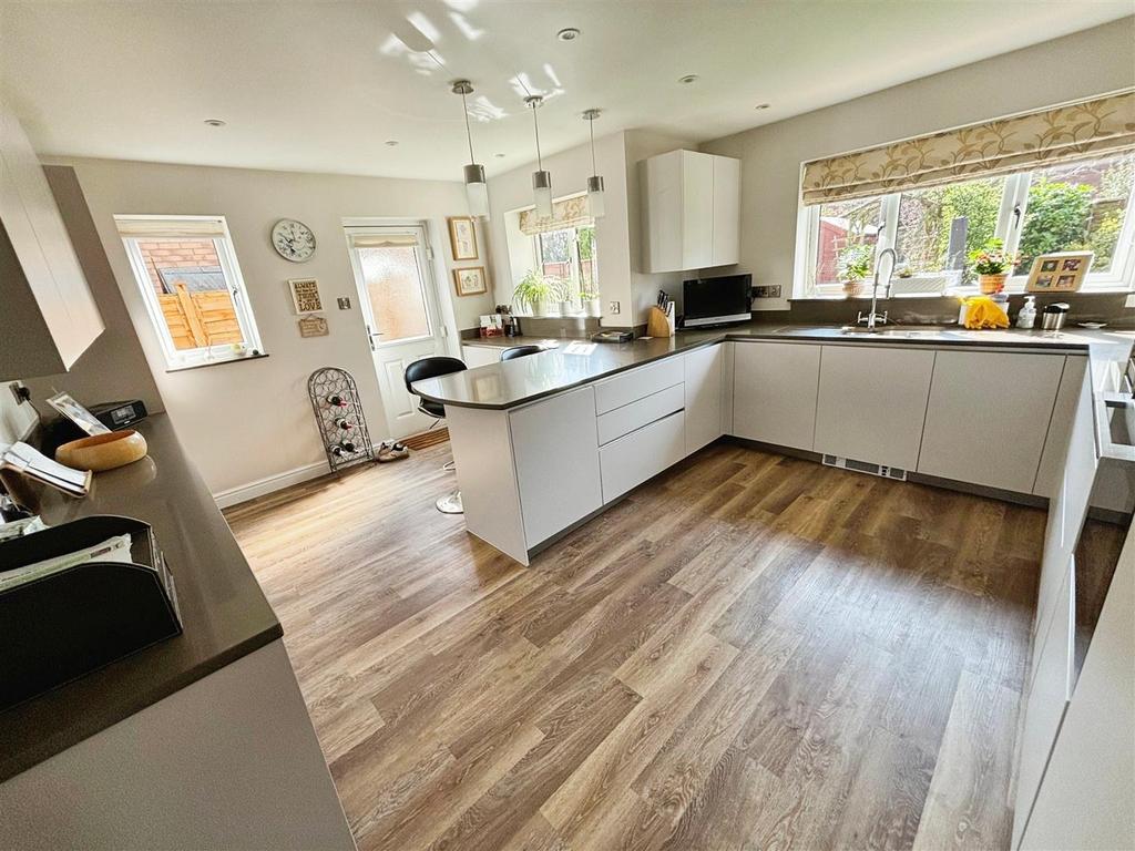 SC Kitchen...jpg