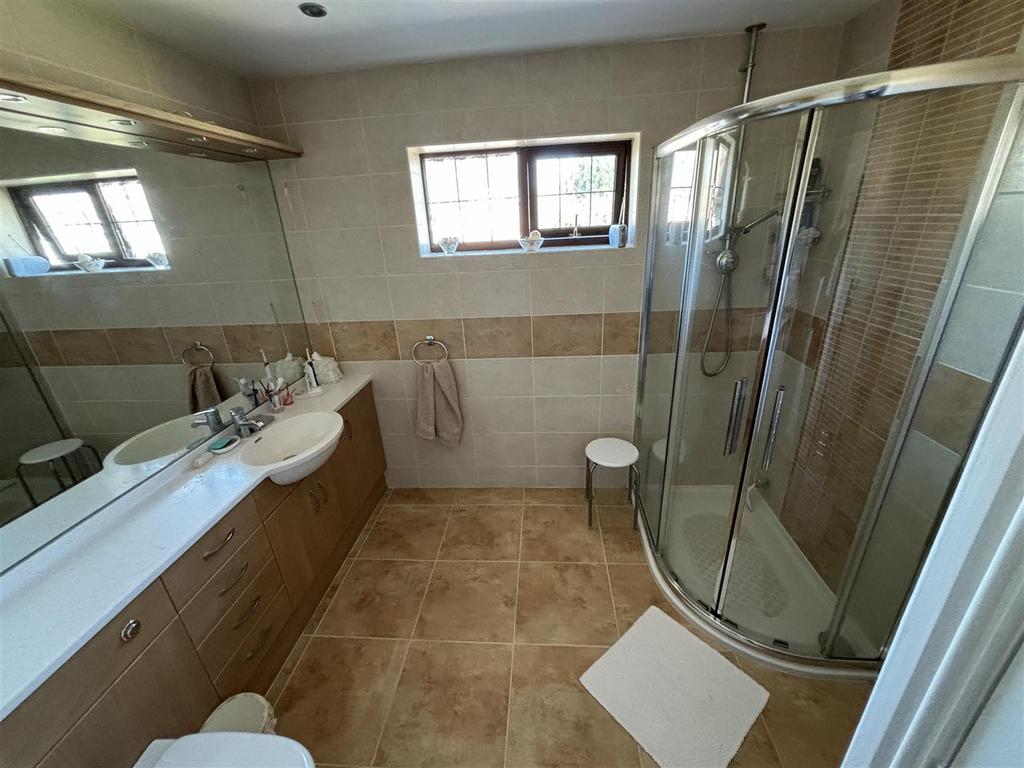 En-Suite.jpg