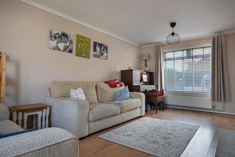 3 Malvern Close, Lower Broadheath, Worcester, WR2 6RA