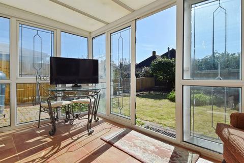 17 Albany Drive, Herne Bay, CT6 8PR