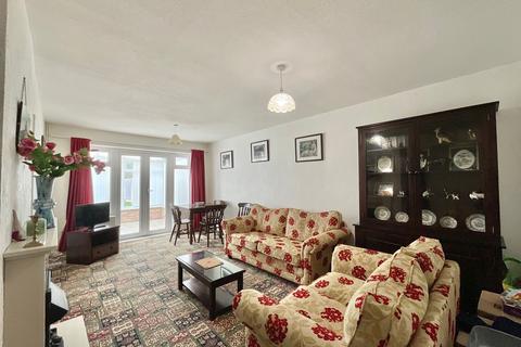 8 Mill Lane, Great Haywood, Stafford, ST18 0RJ
