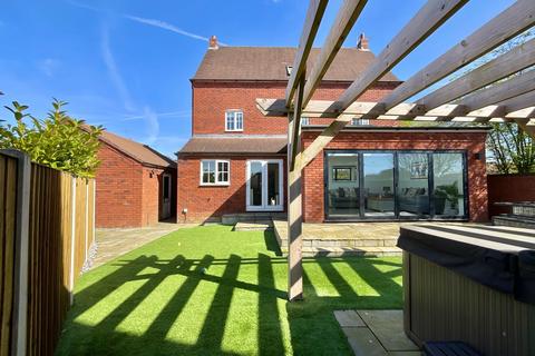5 bedroom detached house for sale, Caldon Way, Stone, ST15