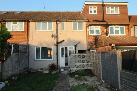 128 Grange Road, Romford, RM3 7EA