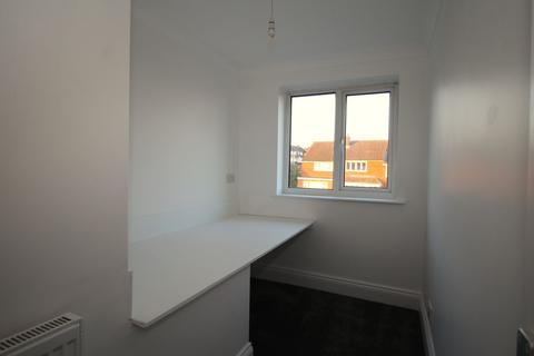 128 Grange Road, Romford, RM3 7EA