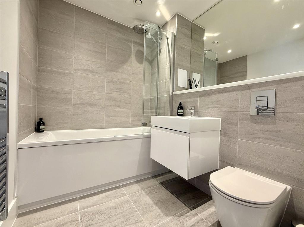 Modern Bathroom