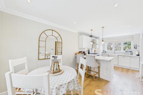 4 bedroom detached house for sale, Osprey Drive, Epsom, KT18