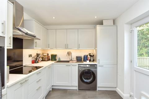 2 bedroom end of terrace house for sale, Romney Road, Chatham ME5