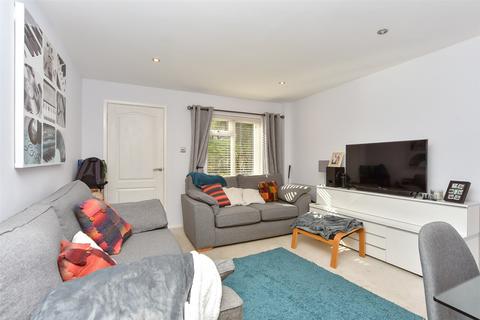 2 bedroom end of terrace house for sale, Romney Road, Chatham ME5
