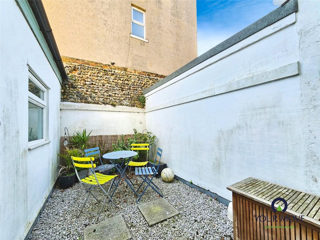 Courtyard Garden