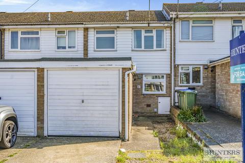 8 Monks Close, London, SE2 0QJ