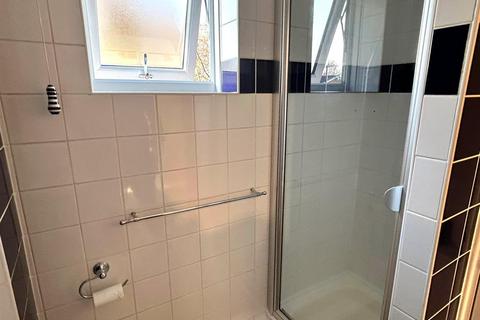 Studio to rent, Hawkes Close, Birmingham B30