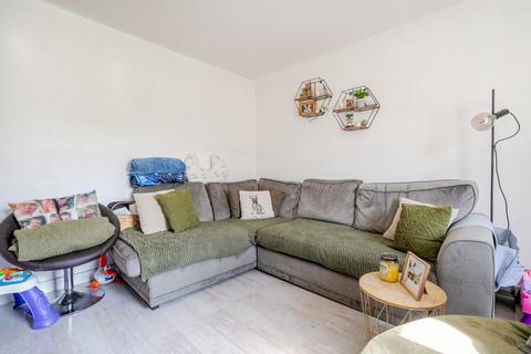 2 Exton Close, Bristol, BS14 9QG