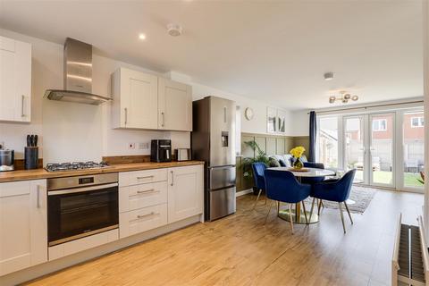2 bedroom semi-detached house for sale, Elizabeth Drive, Edwalton NG12