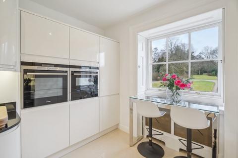 3 bedroom apartment for sale, Missenden Road, Amersham, Buckinghamshire, HP7