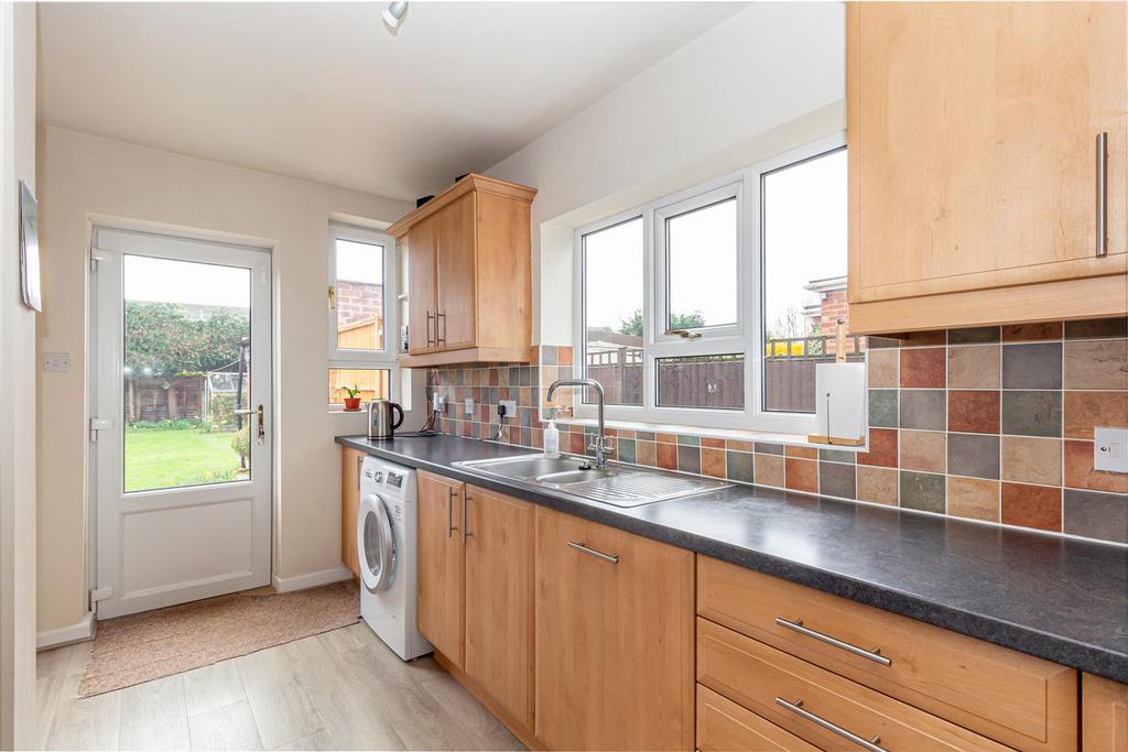 Kitchen-2.jpg