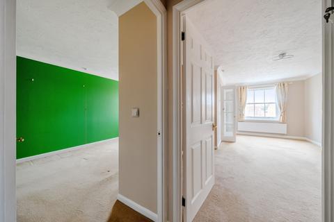1 bedroom flat for sale, Stockbridge Road, Chichester, PO19