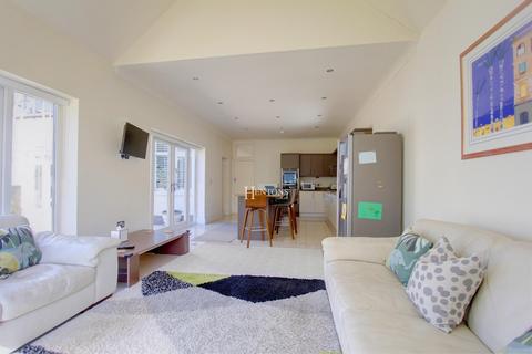 5 bedroom detached house for sale, Michaelstone House, Cyncoed Road, Cardiff