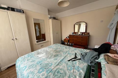 3 bedroom semi-detached house to rent, Laurel Gardens, Mill Hill, NW7