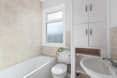 112 Effra Road, London, SW19 8PR