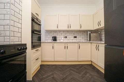4 bedroom detached house for sale, Victoria Avenue, Hastings