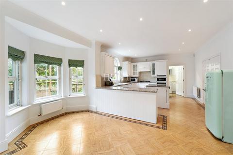 undefined, Regents Drive, Repton Park, Woodford Green, Essex