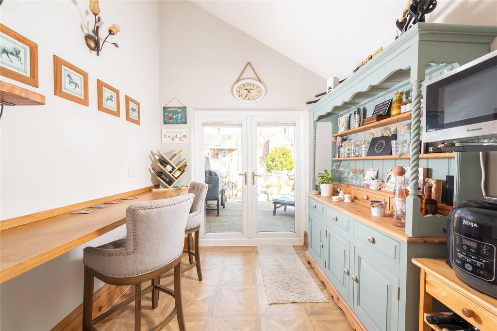 Kitchen/Breakfast