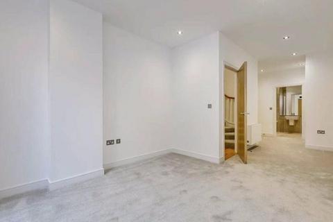 3 bedroom apartment for sale, Elgin Avenue, Maida Vale, London, W9
