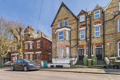 1 bedroom flat for sale, Connaught Road, Folkestone