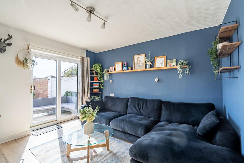 St. Martins Close - Sitting Room/Bedroom